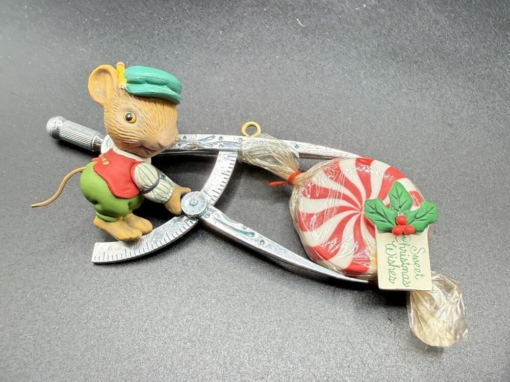 Enesco Treasury of Christmas Ornaments- Merry Millimeters No Box -LO20